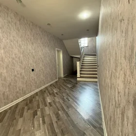 In Baku 300.0 m² house with 5.0 rooms is for sale - Image 5