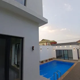 In Baku 150.0 m² house with 4.0 rooms is for sale - Image 3