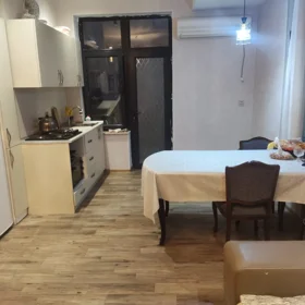 In Baku 75.0 m² apartment is for rent - Image 5