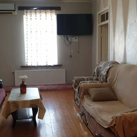 In nan 174.0 m² house with 5.0 rooms is for sale - Image 2