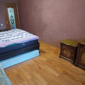 In Baku 90.0 m² apartment is for sale - Image 2