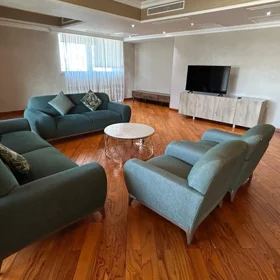 In Baku 300.0 m² apartment is for rent - Изображение 2