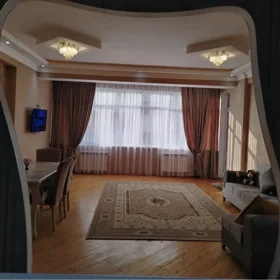 In Baku 70.0 m² apartment is for sale - Image 5