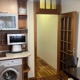 In Baku 65.0 m² apartment is for sale - Image 4