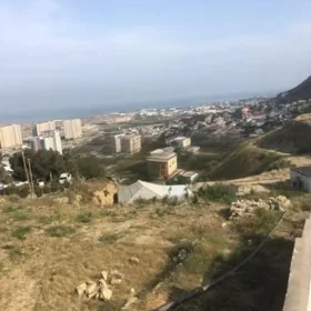Baku-da nan sot torpaq satılır - Şəkil 3