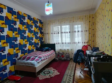 In Baku 40.0 m² apartment is for rent - Image 3