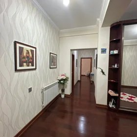 In Baku 118.0 m² apartment is for sale - Image 3