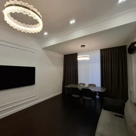 In Baku 154.0 m² apartment is for sale - Image 5