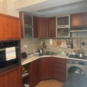 In Baku 65.0 m² apartment is for rent - Image 3