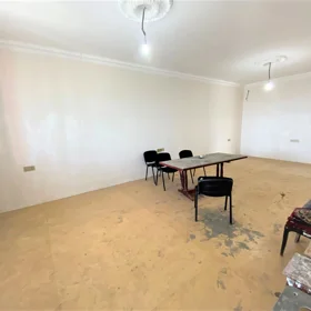 In Baku 220.0 m² house with 4.0 rooms is for rent - Image 5