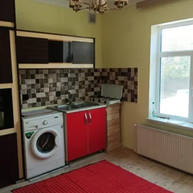 In Baku 50.0 m² house with 2.0 rooms is for rent - Изображение 2