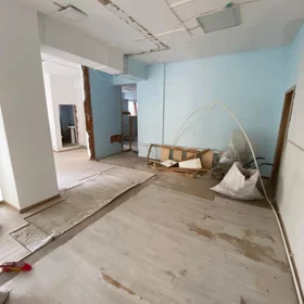 In Baku 240.0 m² commercial is for rent - Изображение 5