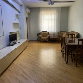 Baku-da 86.0 m2 mənzil kirayə verilir - Şəkil 2