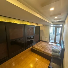 In Baku 80.0 m² apartment is for rent - Image 4