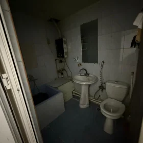 Baku-da 45.0 m2 mənzil kirayə verilir - Şəkil 2