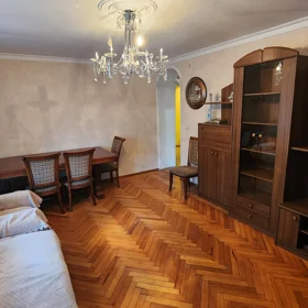 In Baku 70.0 m² apartment is for sale - Image 2
