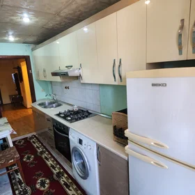 In Baku 70.0 m² apartment is for sale - Image 4