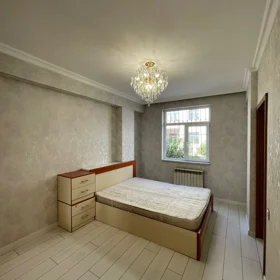 In Baku 73.0 m² apartment is for sale - Image 4