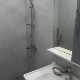 In Khirdalan 72.0 m² apartment is for sale - Image 2