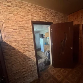 In Baku 90.0 m² house with 3.0 rooms is for sale - Image 5