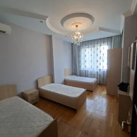 In Baku 150.0 m² apartment is for rent - Изображение 3