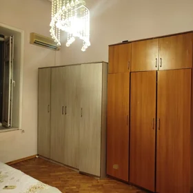 In Baku 65.0 m² apartment is for rent - Image 2