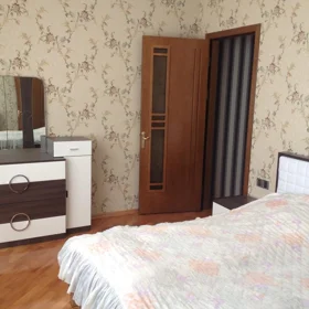Baku-da 90.0 m2 mənzil kirayə verilir - Şəkil 2