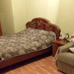 In Baku 194.0 m² apartment is for rent - Image 3
