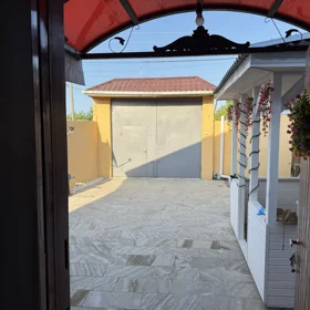 In Astara 66.0 m² house with 3.0 rooms is for sale