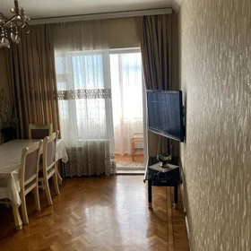 In Baku 90.0 m² apartment is for rent - Image 2