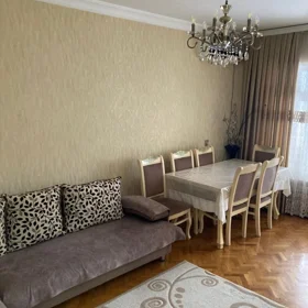 In Baku 90.0 m² apartment is for rent - Image 3