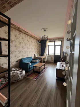 In Baku 65.0 m² apartment is for rent - Image 2