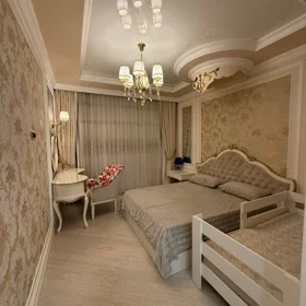 In Baku 110.0 m² apartment is for rent - Image 4