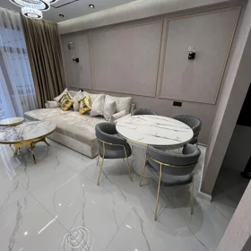 In Baku 80.0 m² apartment is for rent - Image 2
