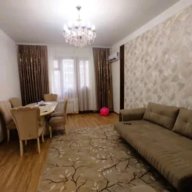 Baku-da 91.0 m2 mənzil satılır - Şəkil 2