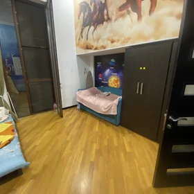 In Baku 96.0 m² apartment is for rent - Image 4