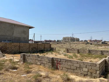 Baku-da nan sot torpaq satılır - Şəkil 3