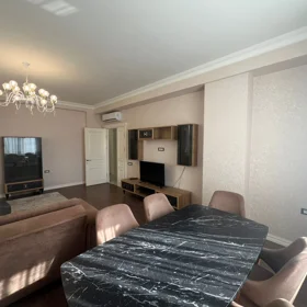 In Baku 122.0 m² apartment is for rent - Image 2