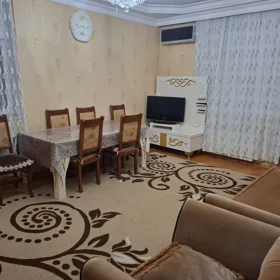 In Baku 115.0 m² apartment is for rent - Image 2
