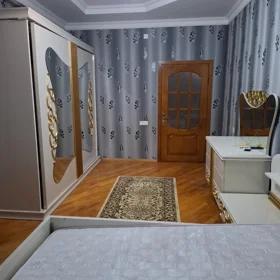 In Baku 115.0 m² apartment is for rent - Image 4