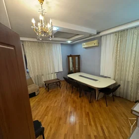 Baku-da 100.0 m2 mənzil kirayə verilir - Şəkil 2
