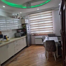 In Khirdalan 80.0 m² apartment is for sale - Image 5