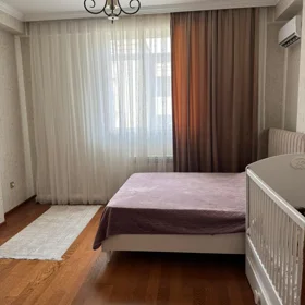 In Baku 87.0 m² apartment is for sale - Image 4