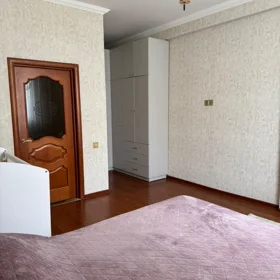 In Baku 87.0 m² apartment is for sale - Image 5