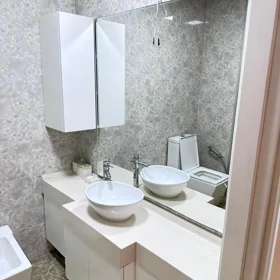 In Baku 110.0 m² apartment is for rent - Image 5