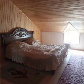 In Baku 110.0 m² house with 3.0 rooms is for rent - Image 2