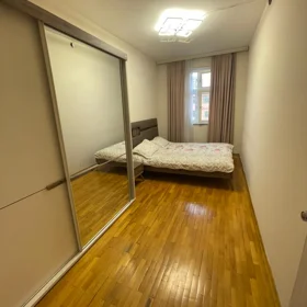 Baku-da 65.0 m2 mənzil kirayə verilir - Şəkil 3