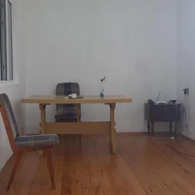 In Baku 160.0 m² house with 4.0 rooms is for rent - Image 5