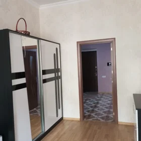 Baku-da 70.0 m2 mənzil kirayə verilir - Şəkil 3