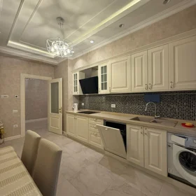Baku-da 180.0 m2 mənzil kirayə verilir - Şəkil 4